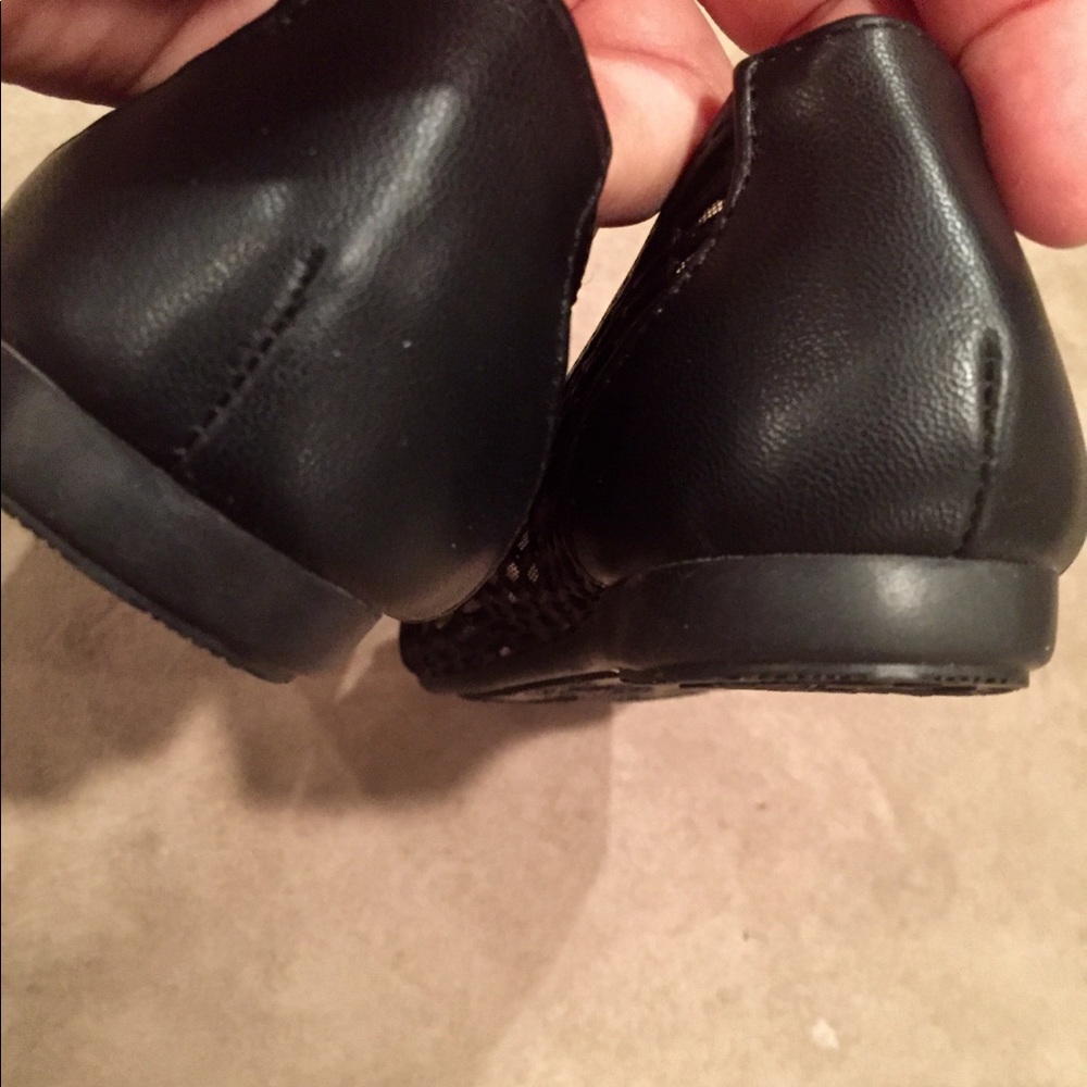 NWT Girl Sz 10, 11, 13 Black Flats / Dress Shoes - Picture 6 of 8